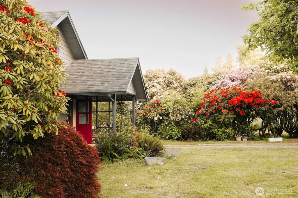 1378 Ocean Beach Road Hoquiam WA 98550