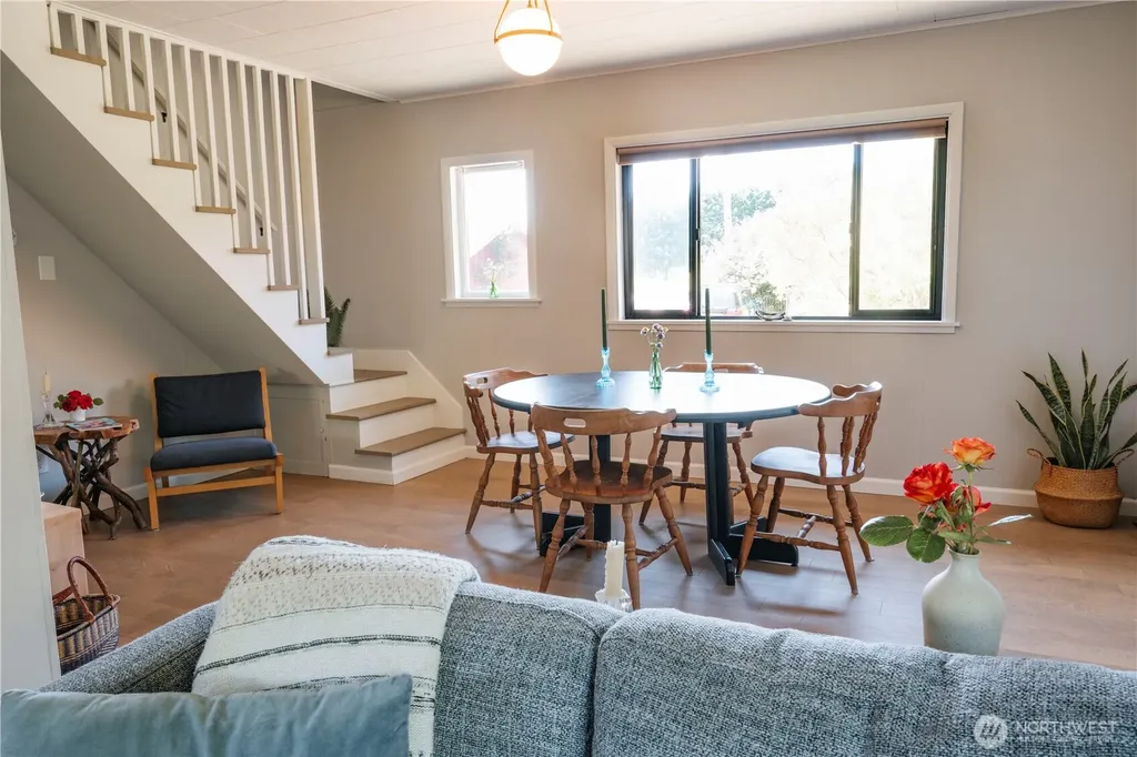 1378 Ocean Beach Road Hoquiam WA 98550