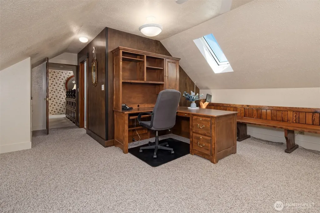 502 S 3rd Street Mccleary WA 98557