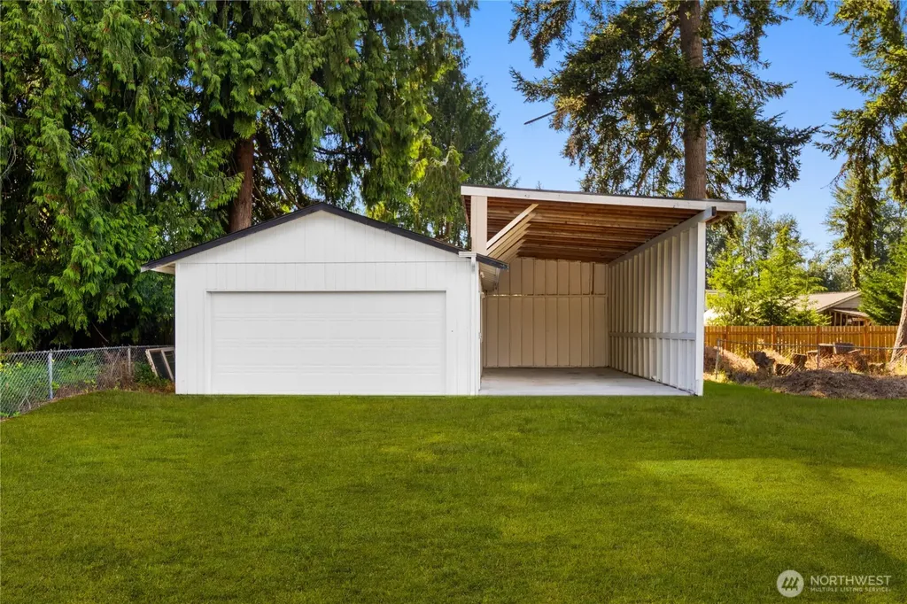 2506 101st Ave NE Lake Stevens WA 98258