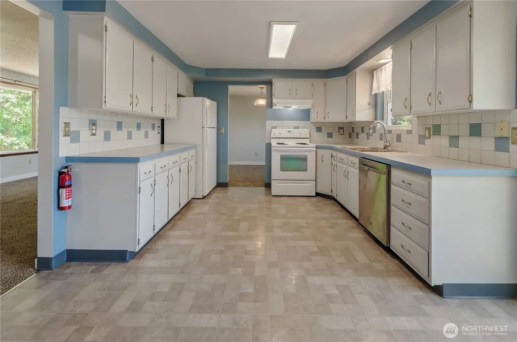8811 83rd Avenue SE Olympia WA 98513