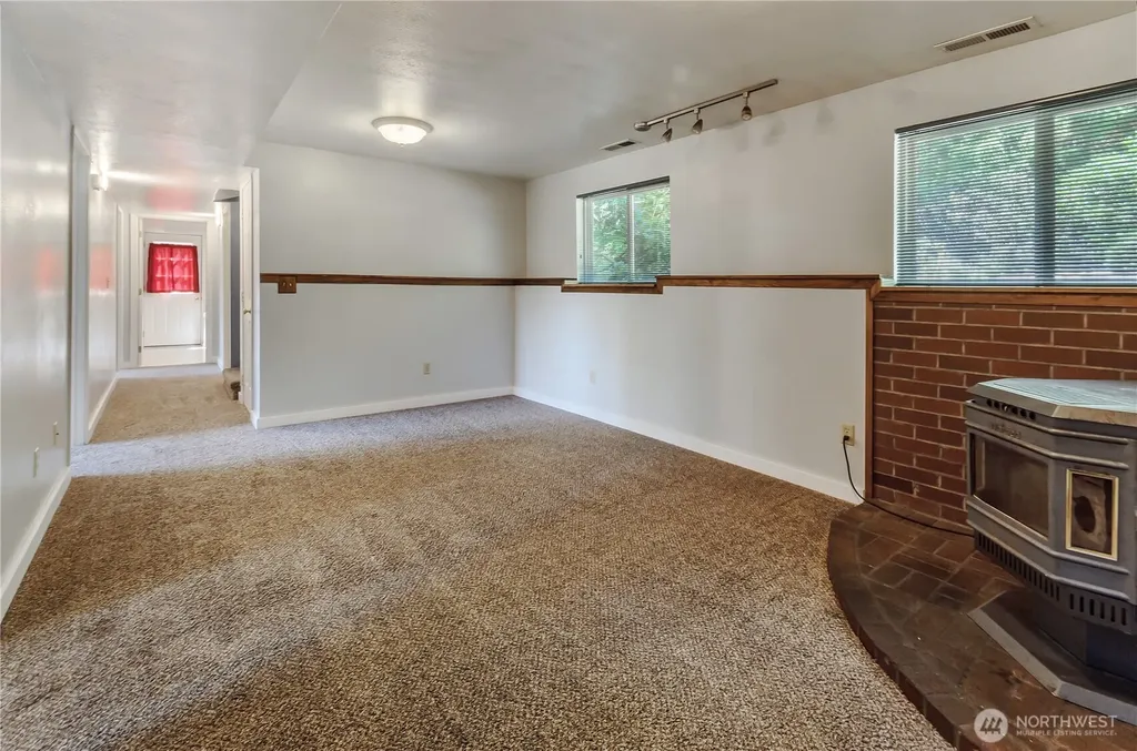 8811 83rd Avenue SE Olympia WA 98513