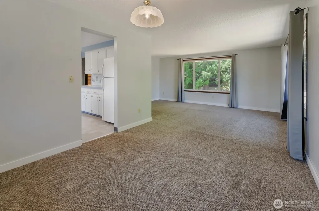 8811 83rd Avenue SE Olympia WA 98513