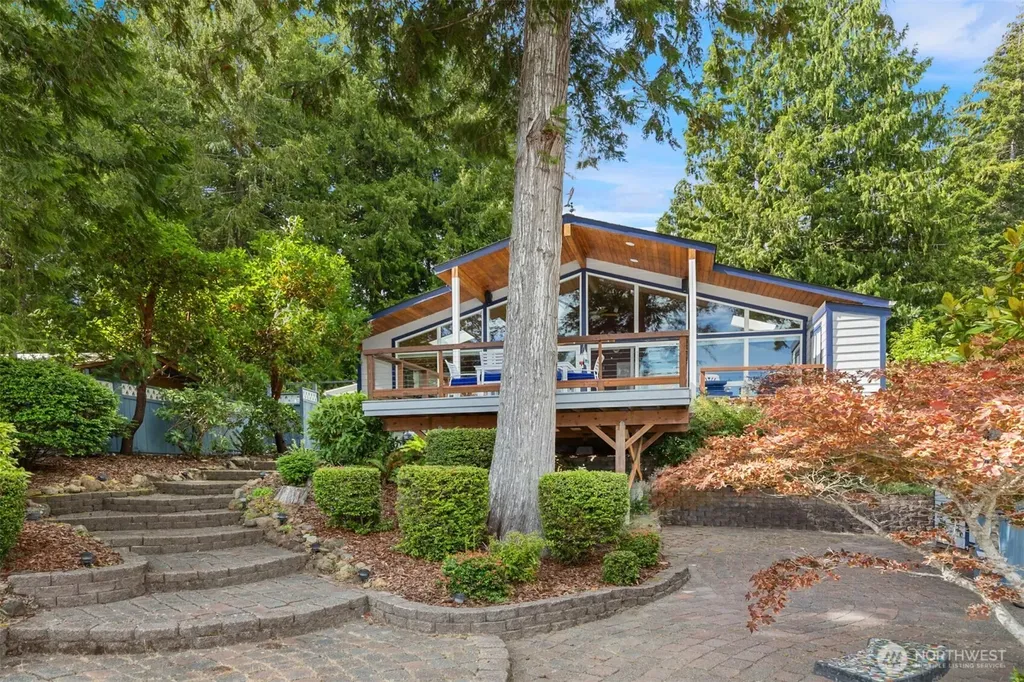 250 N Webster Lane Lilliwaup WA 98555