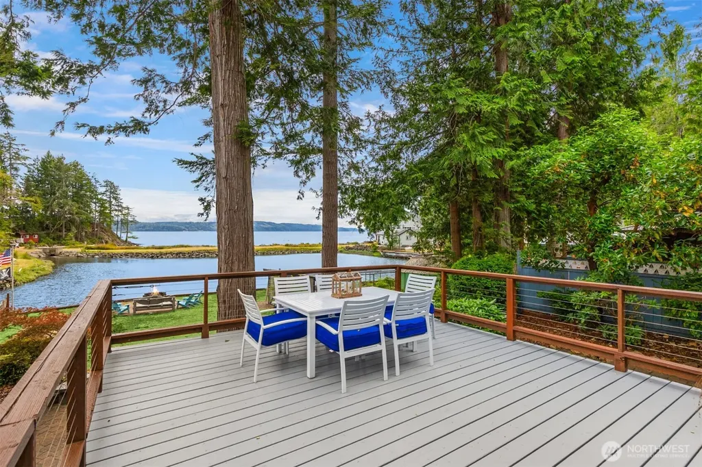 250 N Webster Lane Lilliwaup WA 98555