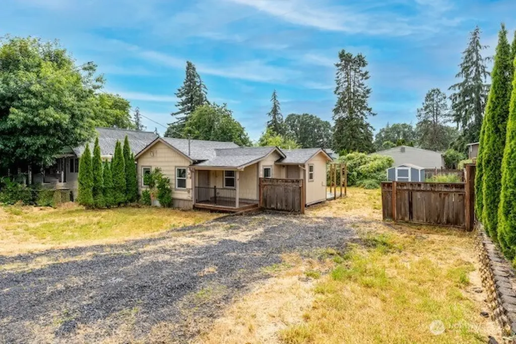 295 N 8th Street St. Helens OR 97051