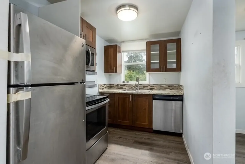 295 N 8th Street St. Helens OR 97051