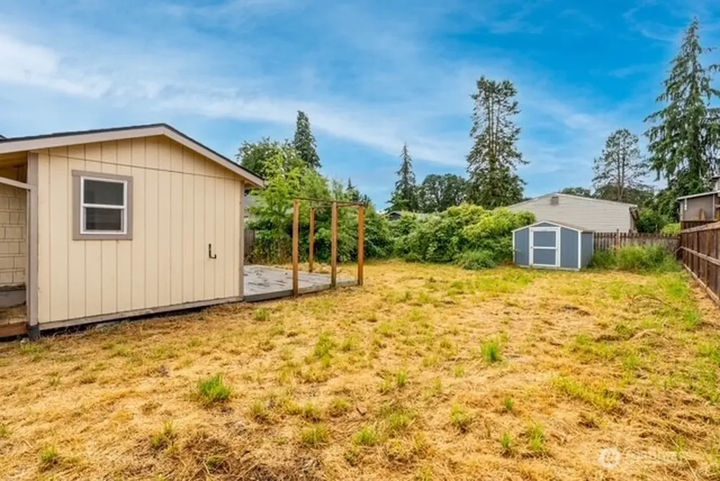 295 N 8th Street St. Helens OR 97051