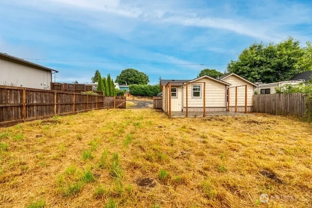 295 N 8th Street St. Helens OR 97051