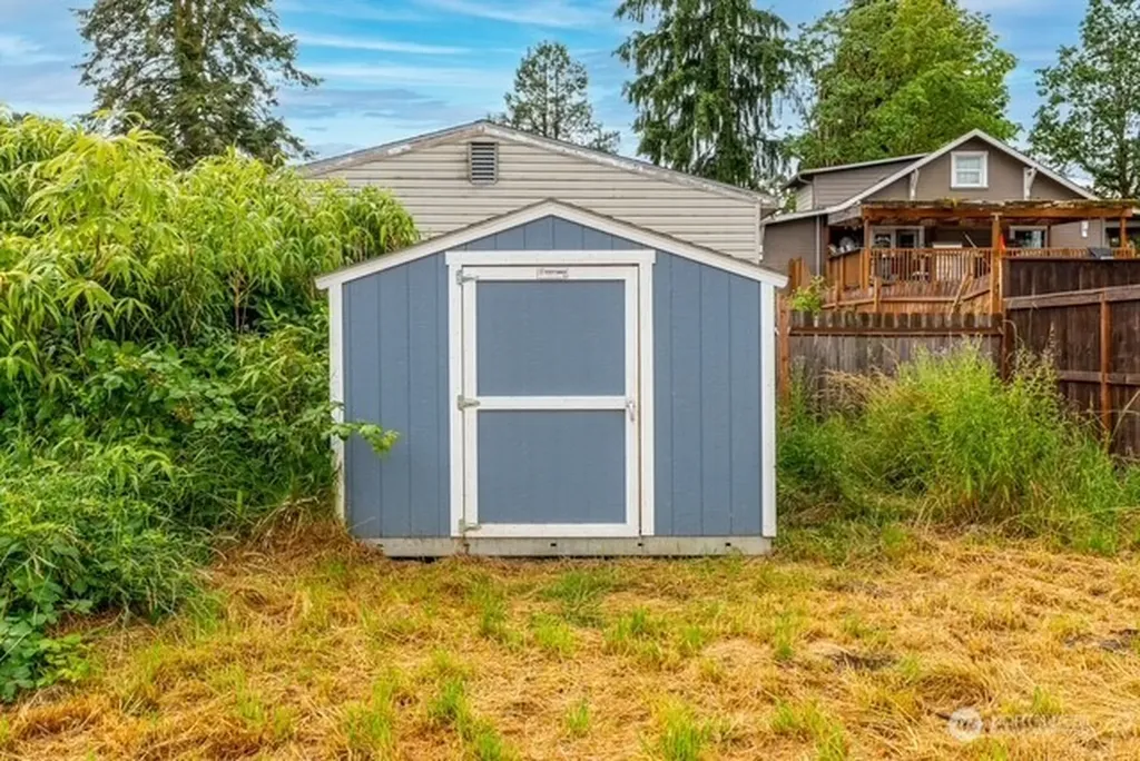 295 N 8th Street St. Helens OR 97051