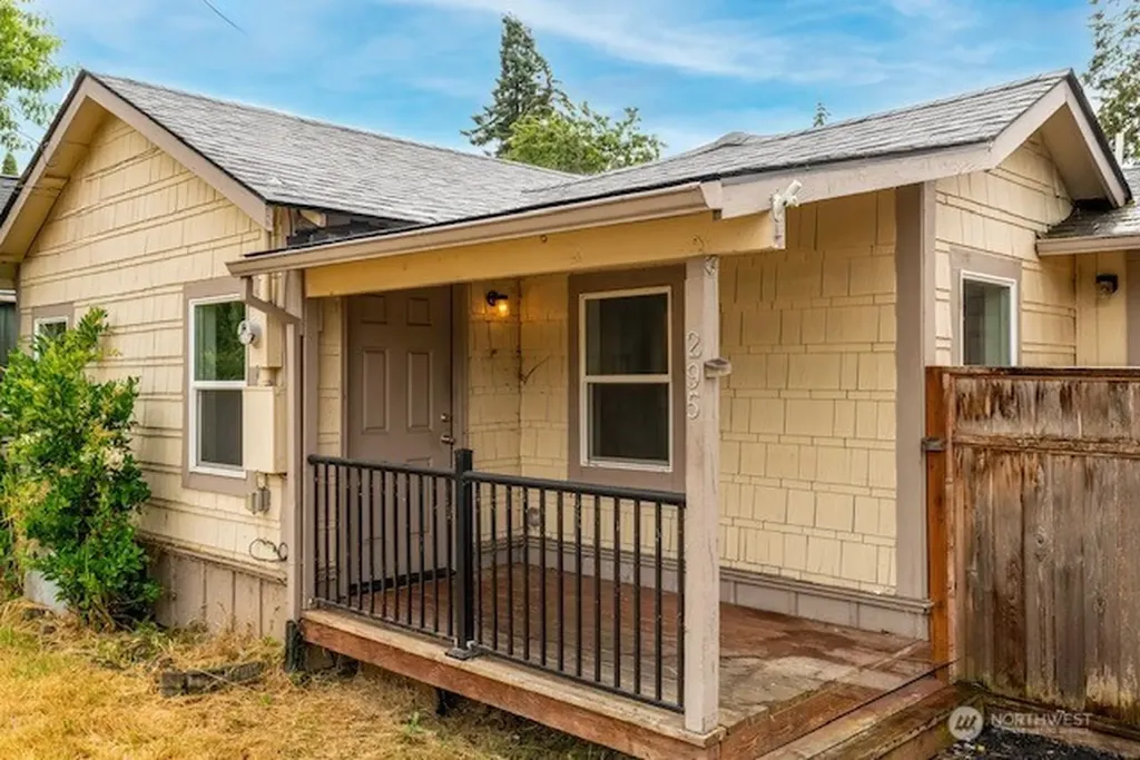 295 N 8th Street St. Helens OR 97051