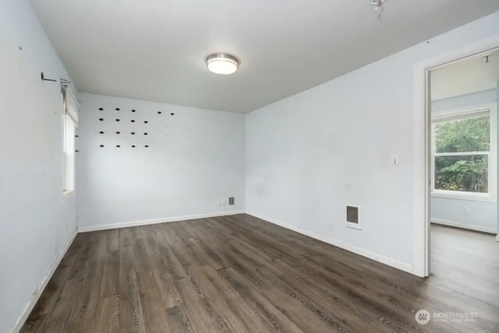 295 N 8th Street St. Helens OR 97051