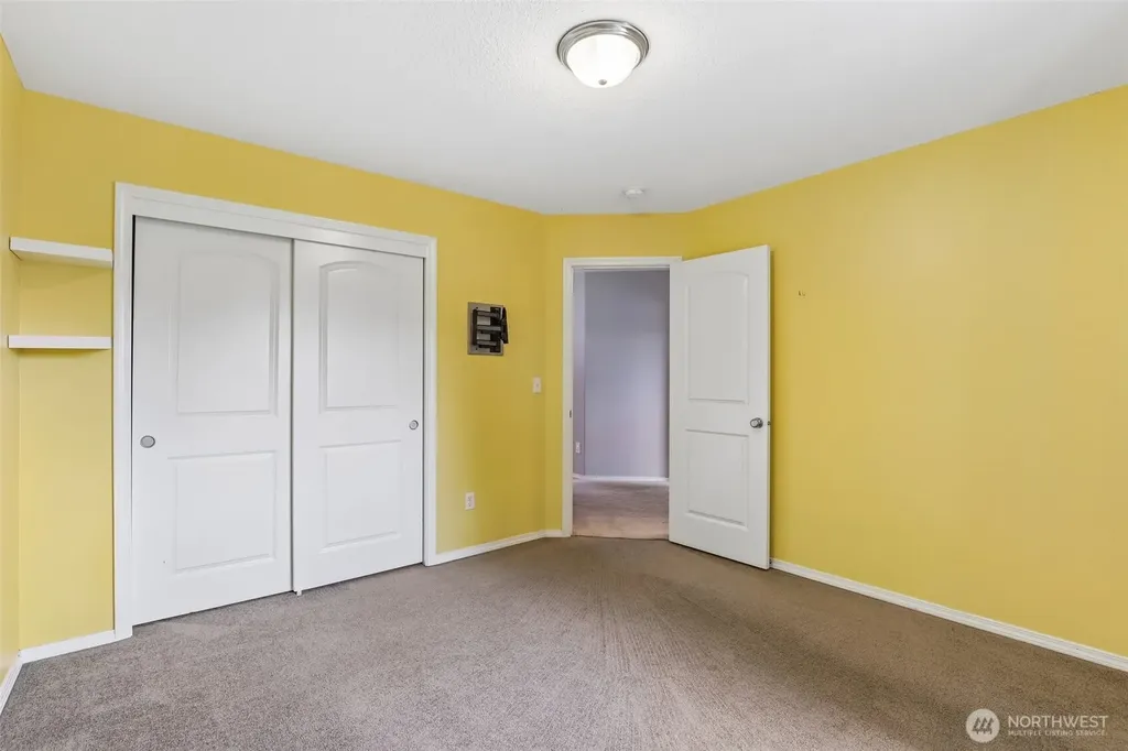 821 SE 11th Street Battle Ground WA 98604
