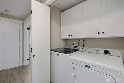 3507 SW Alaska Street Seattle WA 98126