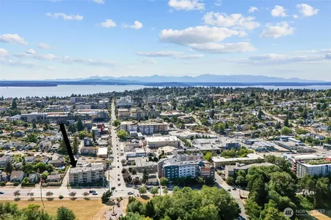 3507 SW Alaska Street Seattle WA 98126