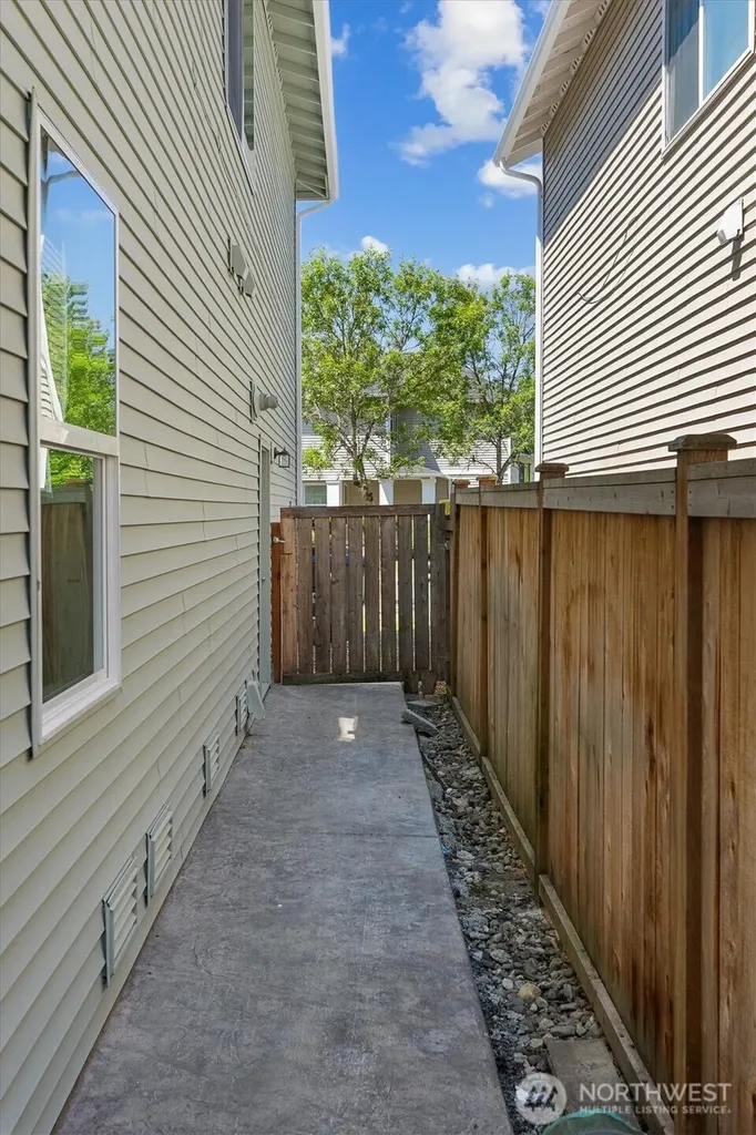 7813 86th Avenue NE Marysville WA 98270