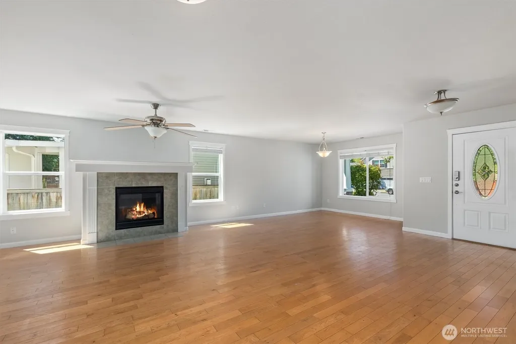 7813 86th Avenue NE Marysville WA 98270
