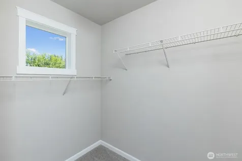 7813 86th Avenue NE Marysville WA 98270