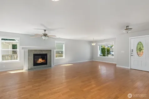 7813 86th Avenue NE Marysville WA 98270