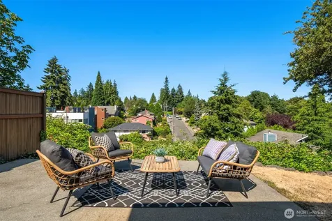 2313 47th Avenue SW Seattle WA 98116