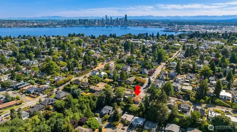 2313 47th Avenue SW Seattle WA 98116