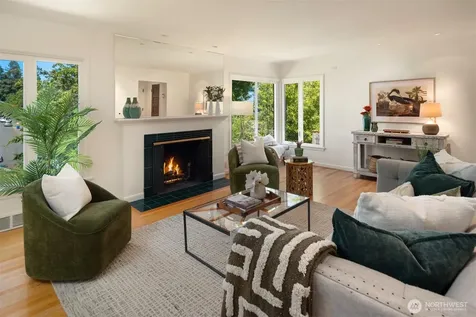 2313 47th Avenue SW Seattle WA 98116