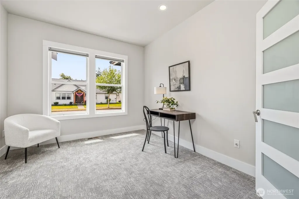 1725 Aaron Drive Lynden WA 98264