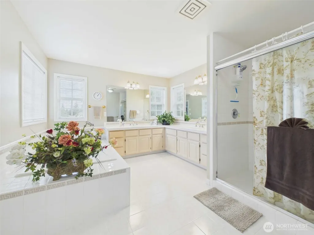 6441 Troon Lane SE Olympia WA 98501