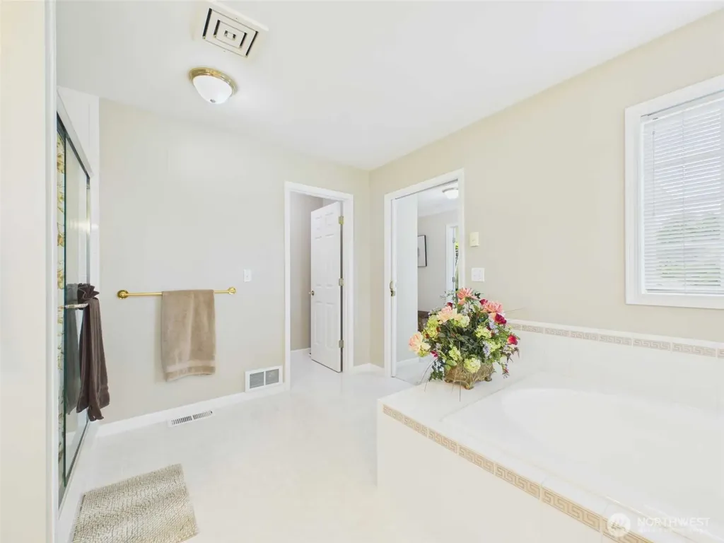 6441 Troon Lane SE Olympia WA 98501