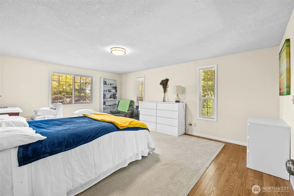 18525 Paulson Street SW Rochester WA 98579