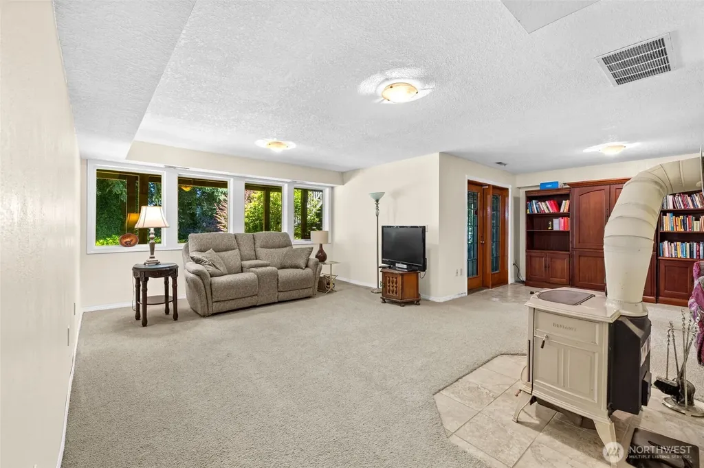 18525 Paulson Street SW Rochester WA 98579