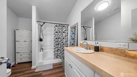 36055 E Red Mountain Road Benton City WA 99320