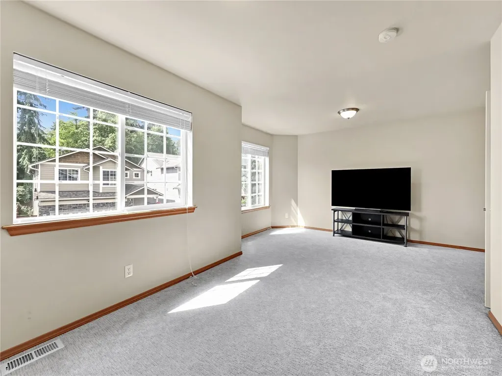 2623 145th Street SW Lynnwood WA 98087