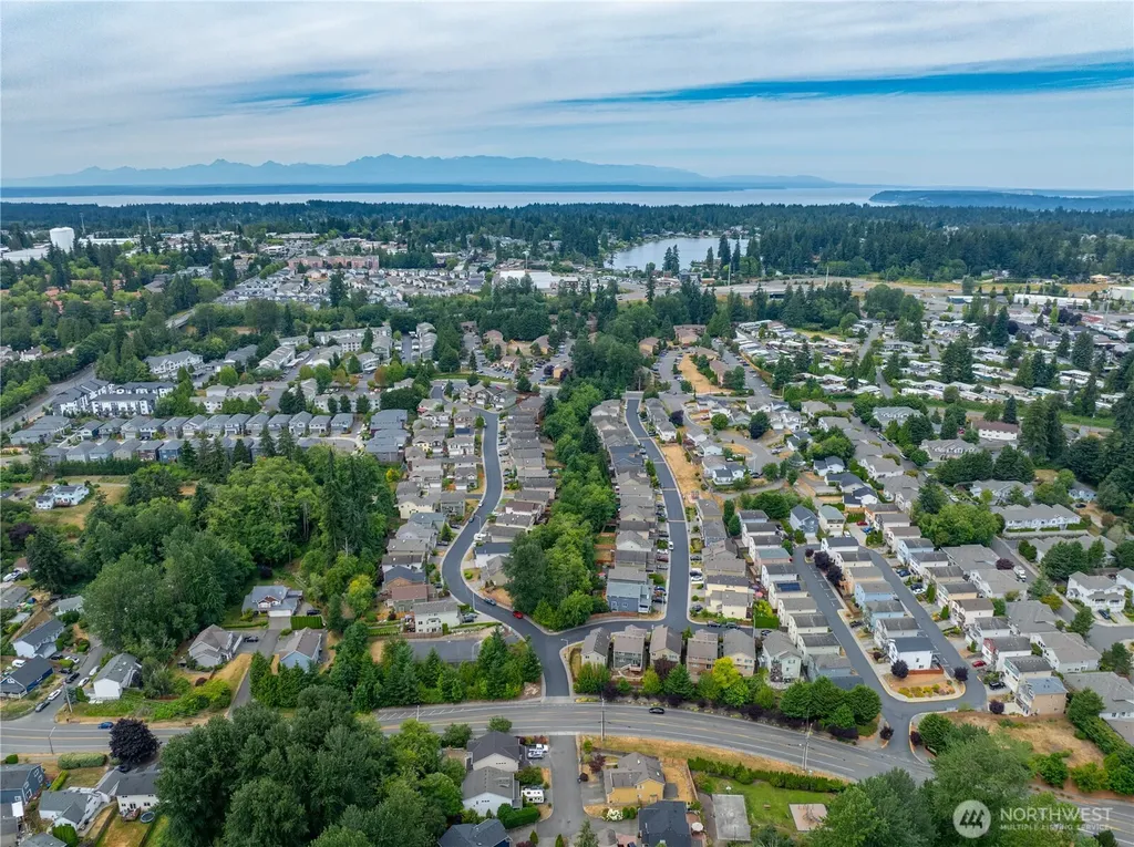 2623 145th Street SW Lynnwood WA 98087