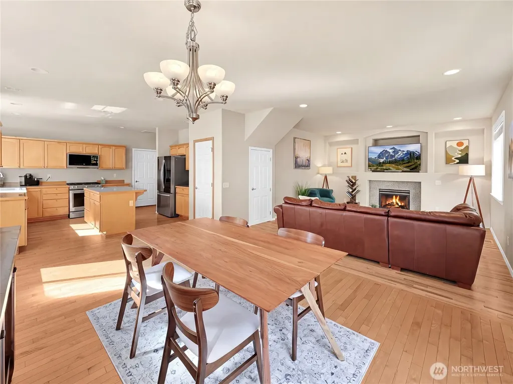 2623 145th Street SW Lynnwood WA 98087