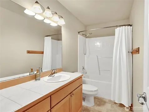 2623 145th Street SW Lynnwood WA 98087