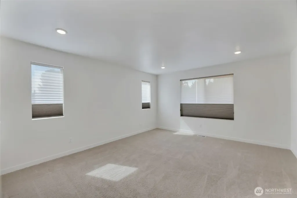 5106 S 294th Court Auburn WA 98001