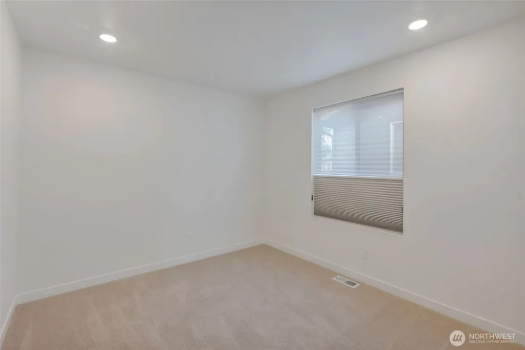 5106 S 294th Court Auburn WA 98001