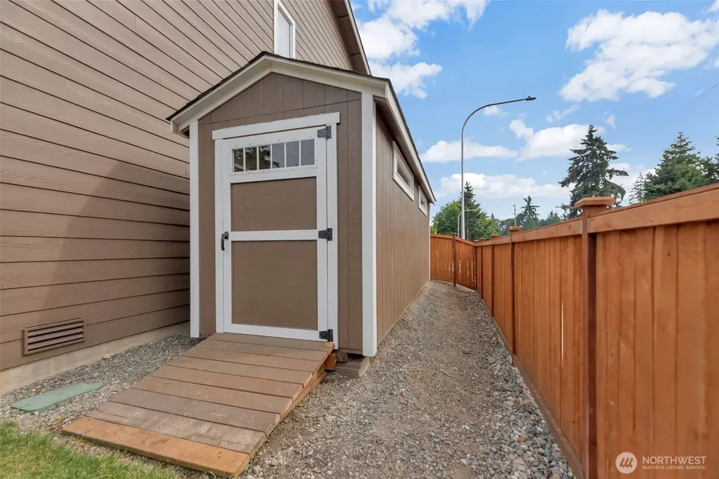 5106 S 294th Court Auburn WA 98001