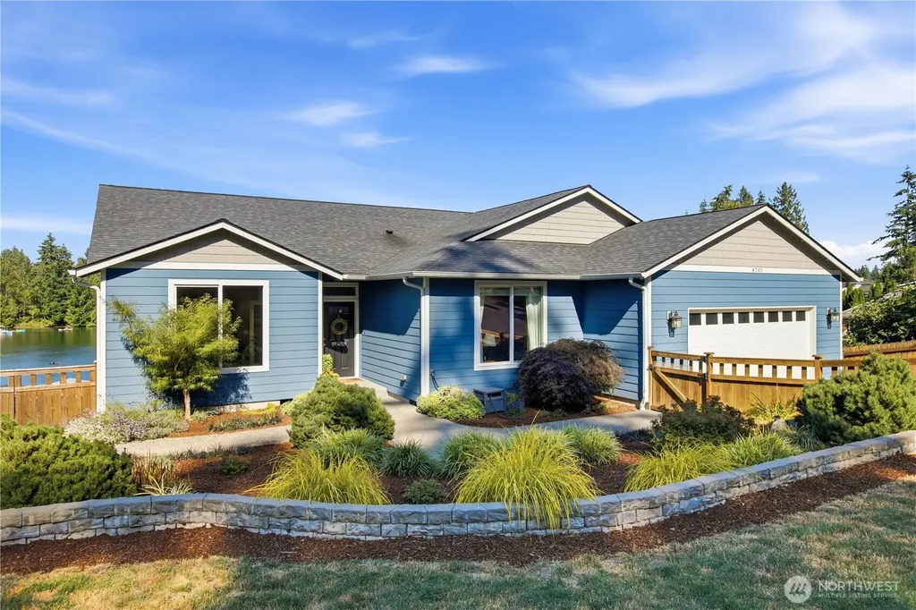 4705 Lakeridge Drive E Lake Tapps WA 98391