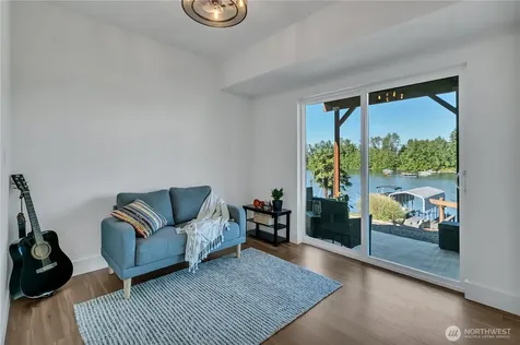 4705 Lakeridge Drive E Lake Tapps WA 98391