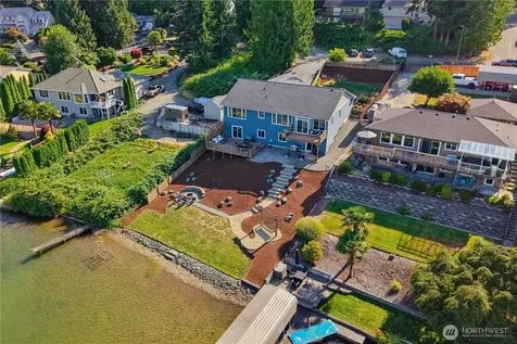 4705 Lakeridge Drive E Lake Tapps WA 98391