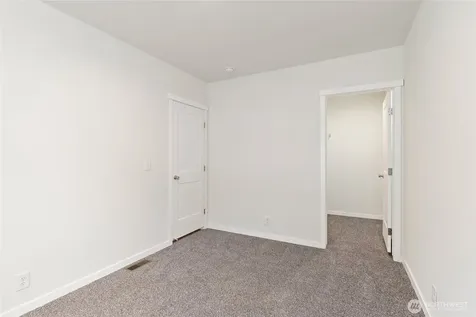 24819 160th Avenue E Graham WA 98338