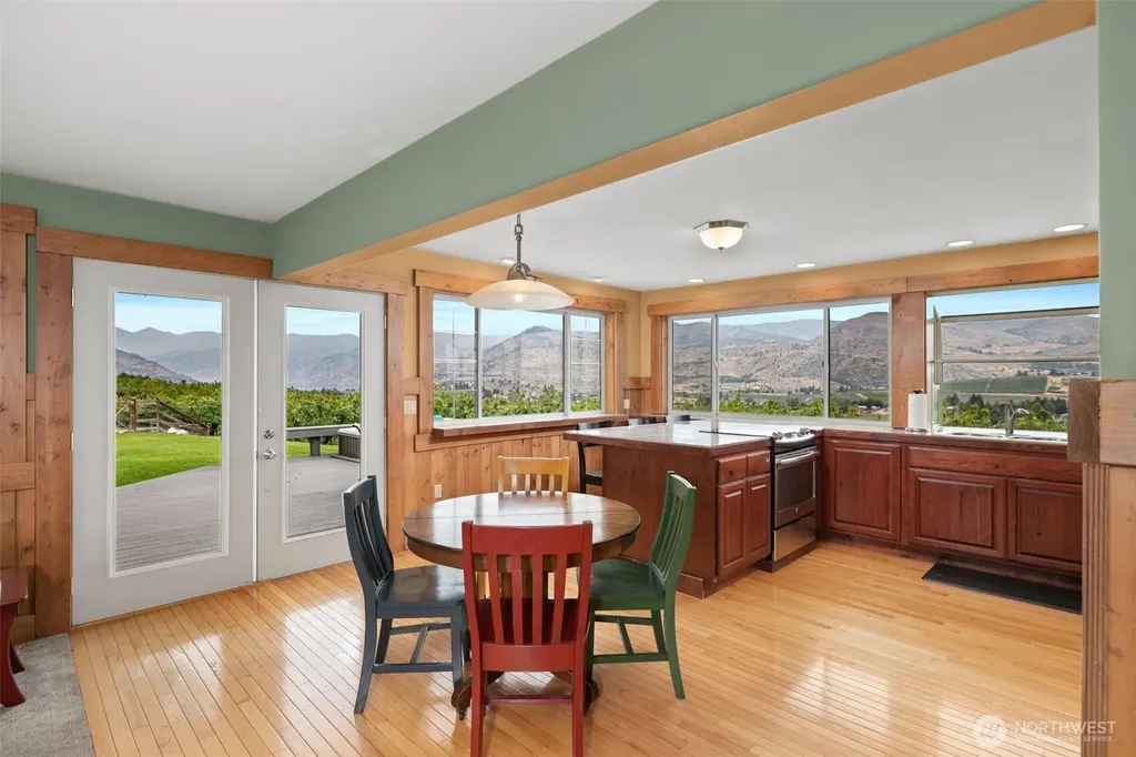 820 Summit Boulevard Manson WA 98831