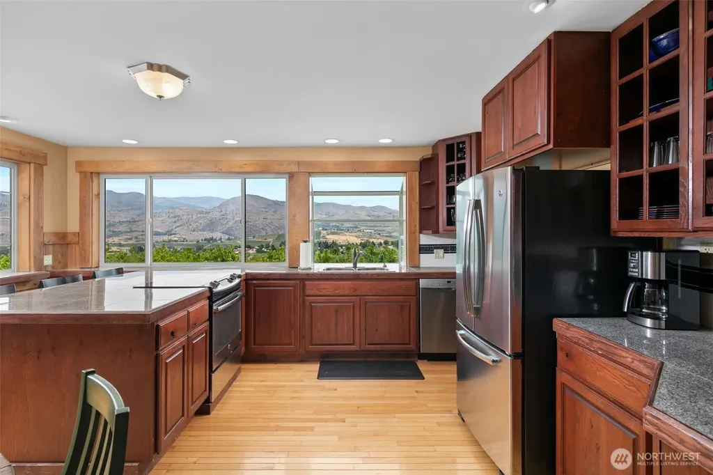 820 Summit Boulevard Manson WA 98831