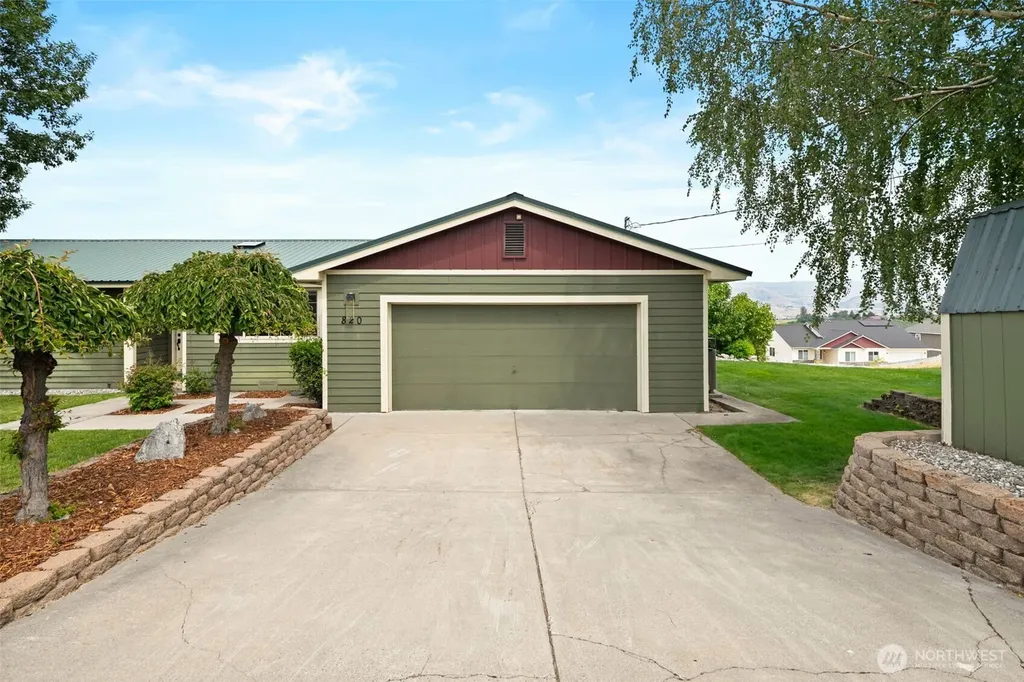 820 Summit Boulevard Manson WA 98831