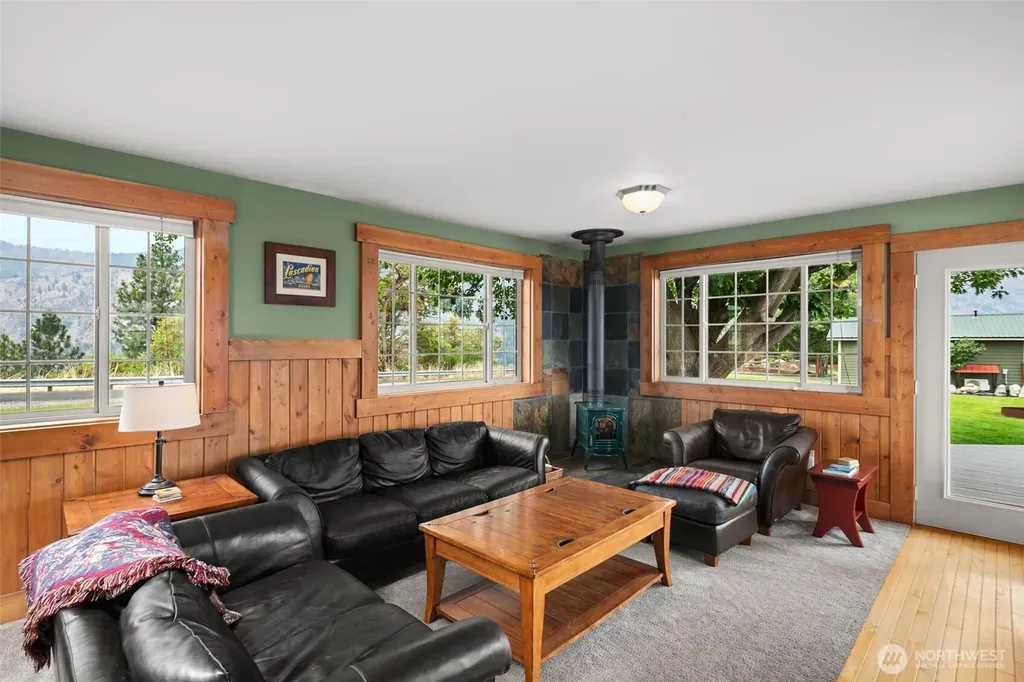 820 Summit Boulevard Manson WA 98831