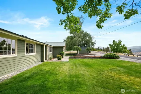 820 Summit Boulevard Manson WA 98831