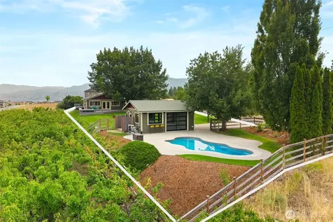 820 Summit Boulevard Manson WA 98831