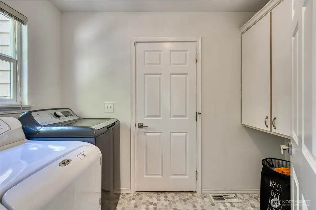 202 35th Avenue Ct NW Gig Harbor WA 98335